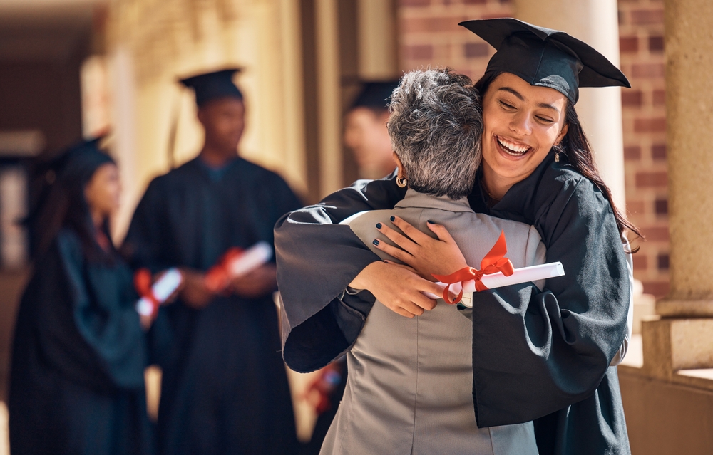 Personalized Graduation Certificates Designed to Preserve Educational Milestones for Years
